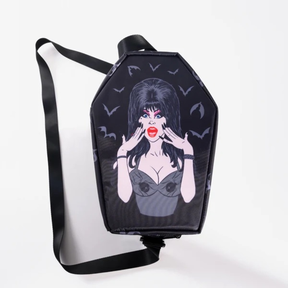 New sold out Elvira Gothic Coffin-Shaped Crossbody cooler Bag - Picture 1 of 3